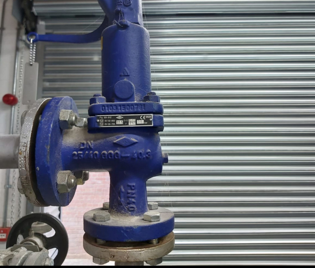 STEAM PRESSURE RELIEF SAFETY VALVE MP Stanline Plumbing & Heating